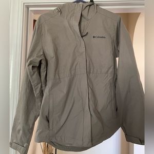 Gray Women’s Columbia Jacket
